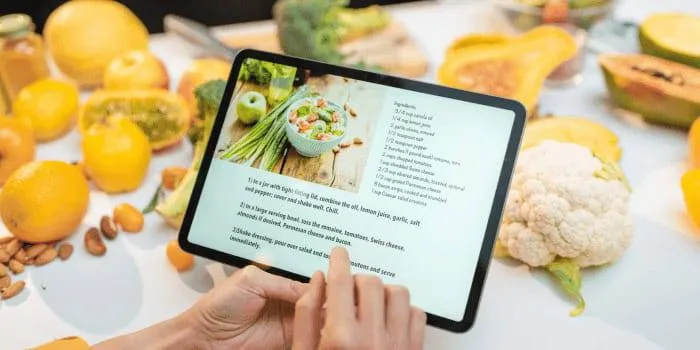 An image showing a digital product: digital cookbook